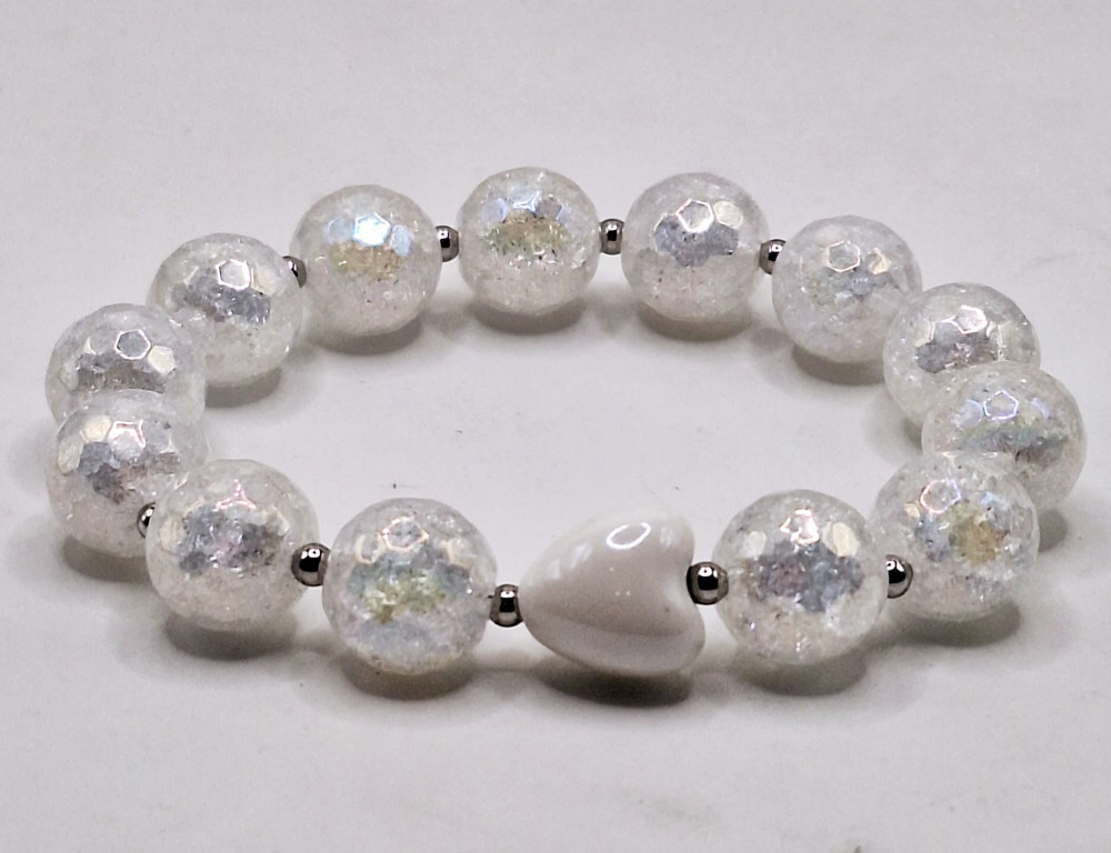 Браслет из граненого сахарного кварца