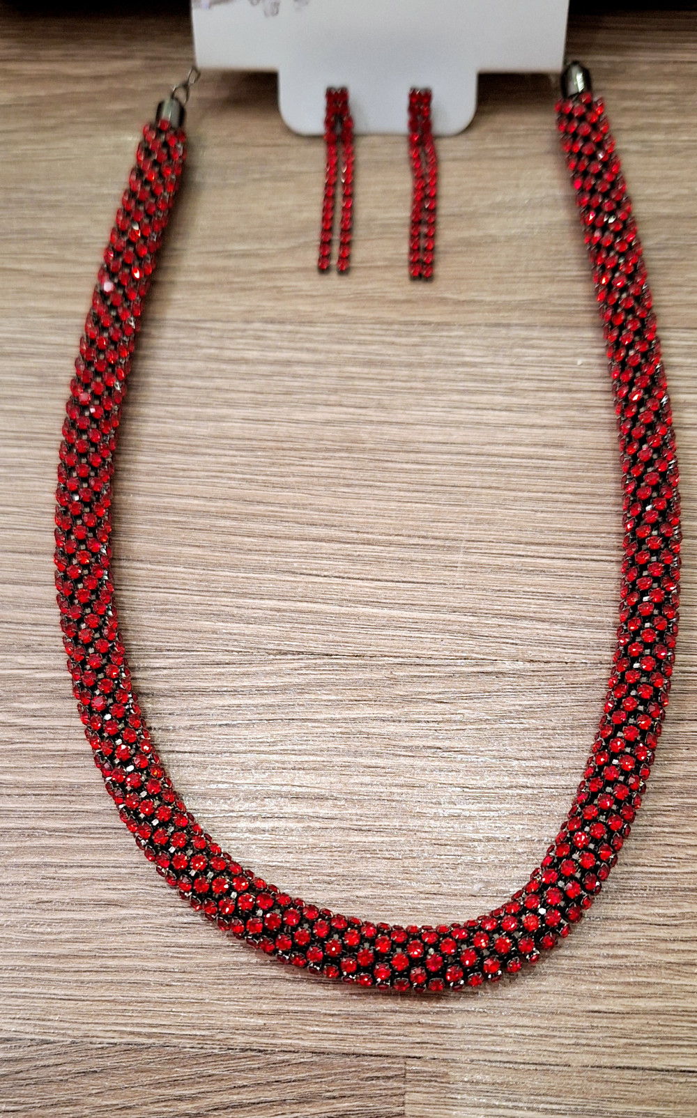 Колье с серьгами