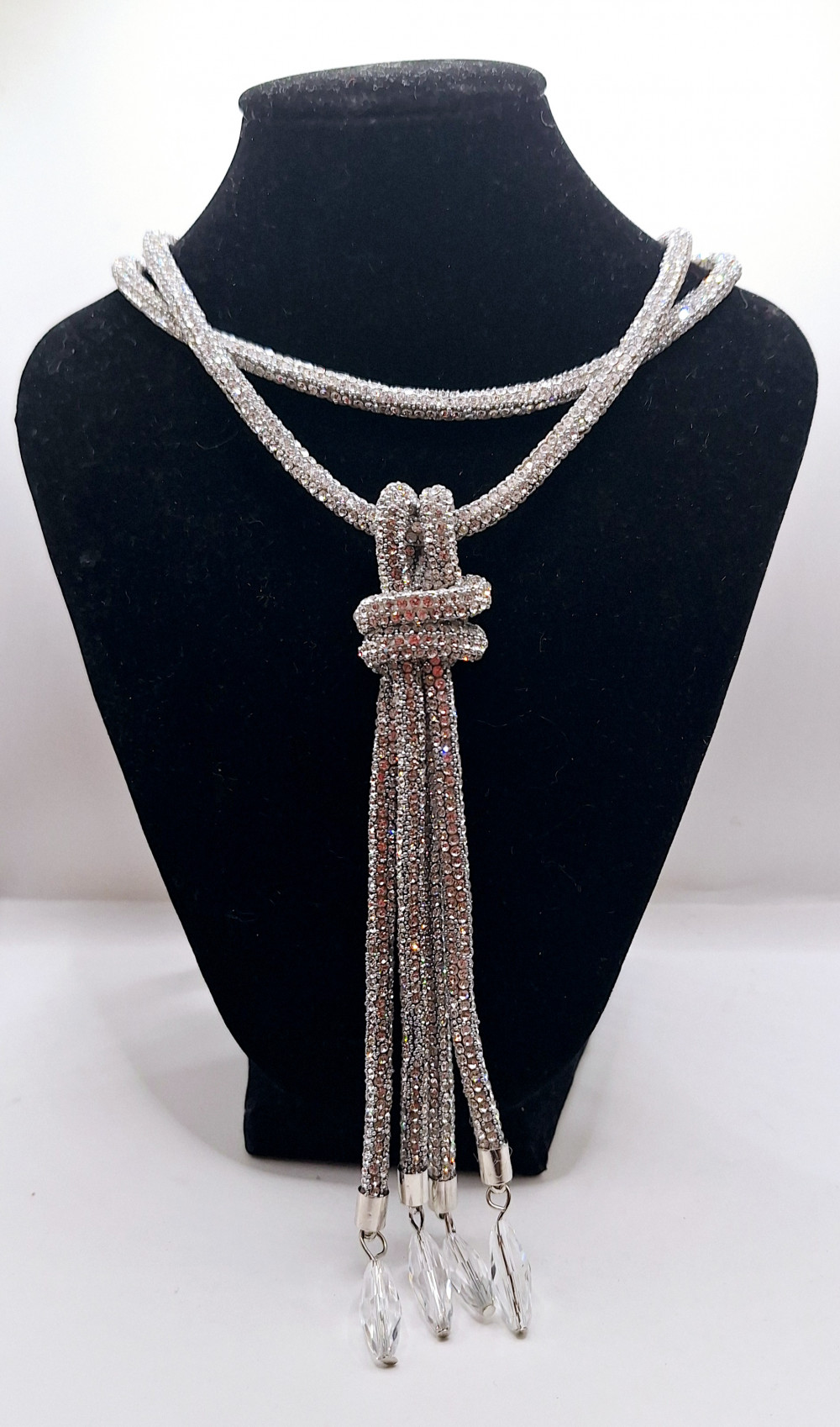 Колье-трансформер белое