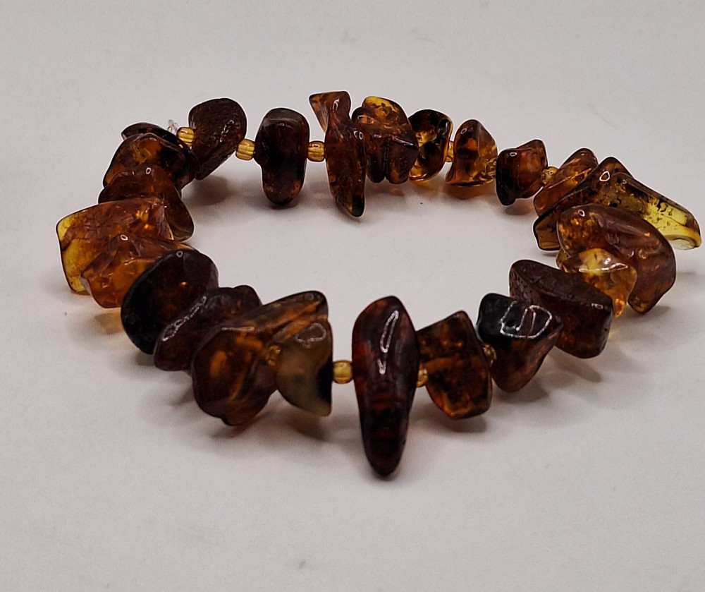 Браслет из янтаря