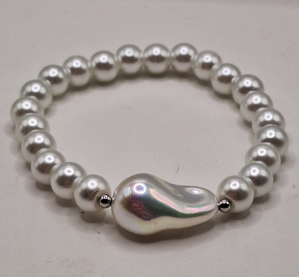 Браслет с жемчугом майорка ручная работа