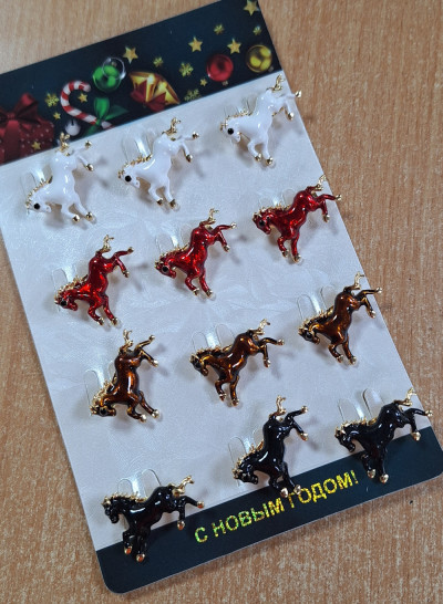 набор брошей(12шт)