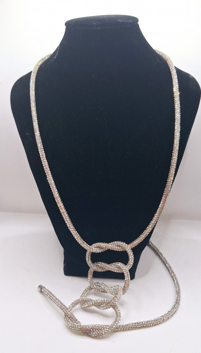 Колье-трансформер белое