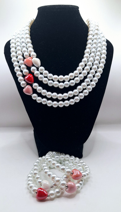 Колье ( сердечко розовое)