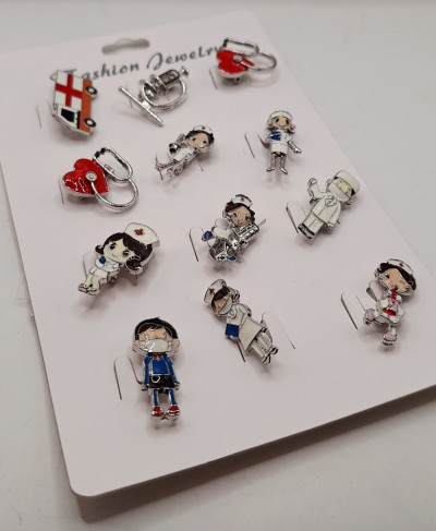 набор брошей(12шт)